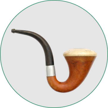 Side photo of an artisan-made tobacco pipe.